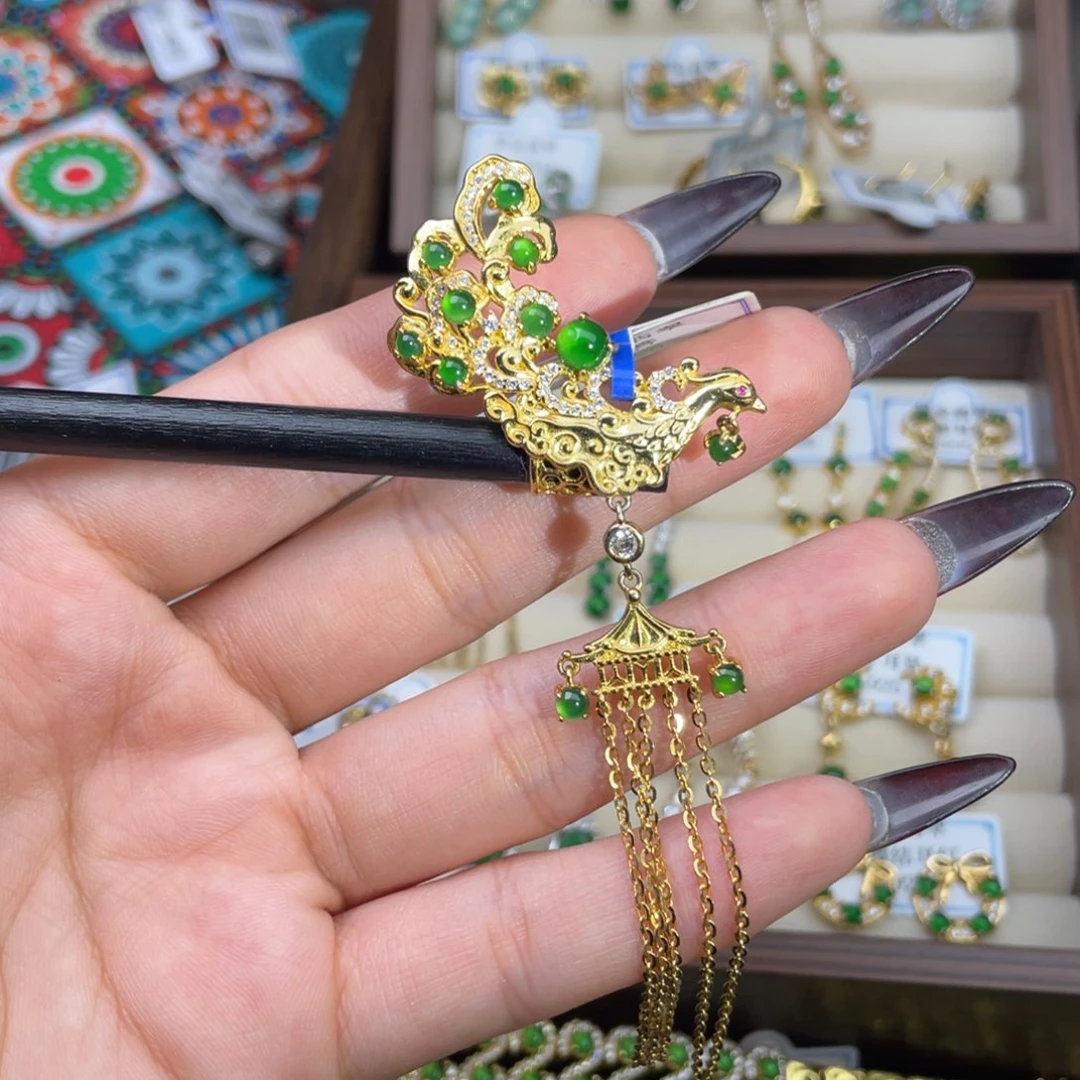 翡翠银S925镶嵌颈饰翡翠