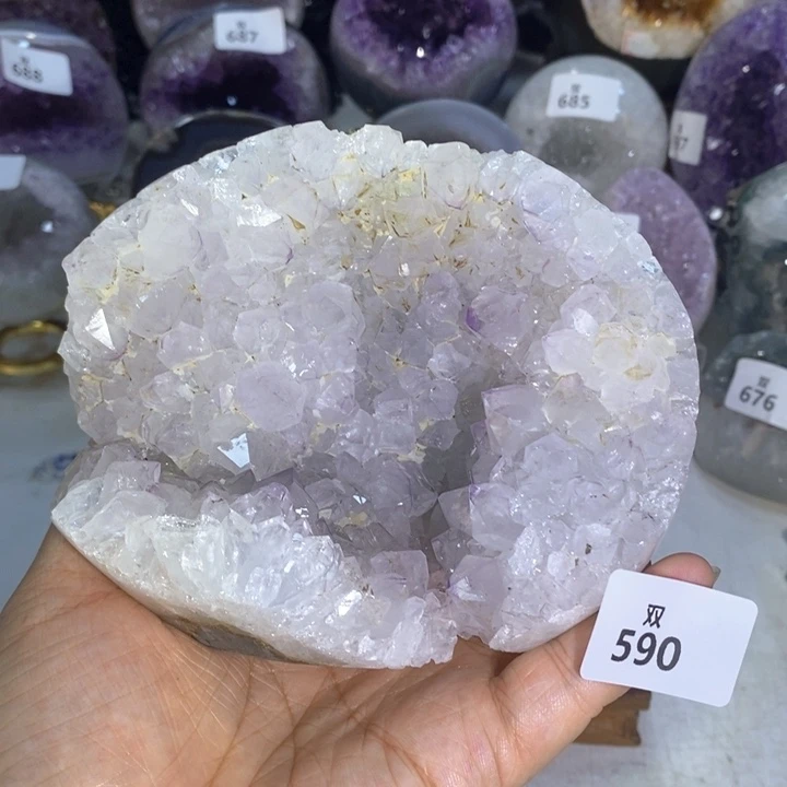 未镶嵌水晶大型摆件（非配饰）