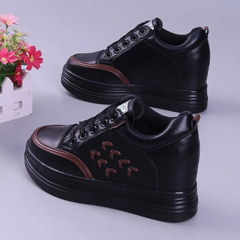 全黑色工作鞋潮鞋春秋季新款低帮系带时尚内增高轻便女鞋皮面单鞋