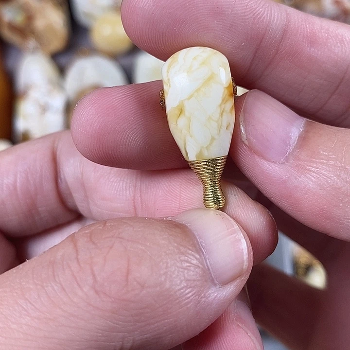 裸石琥珀未镶嵌我