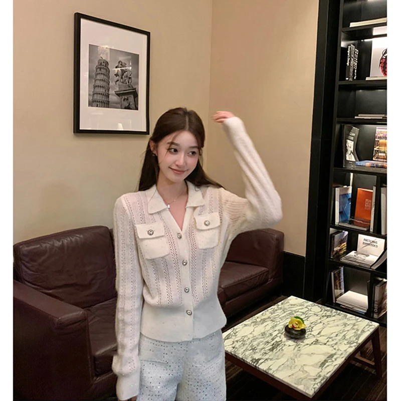 【城堡里的少女】ins气质高级感V领针织开衫外套女+细闪粗花呢短裤