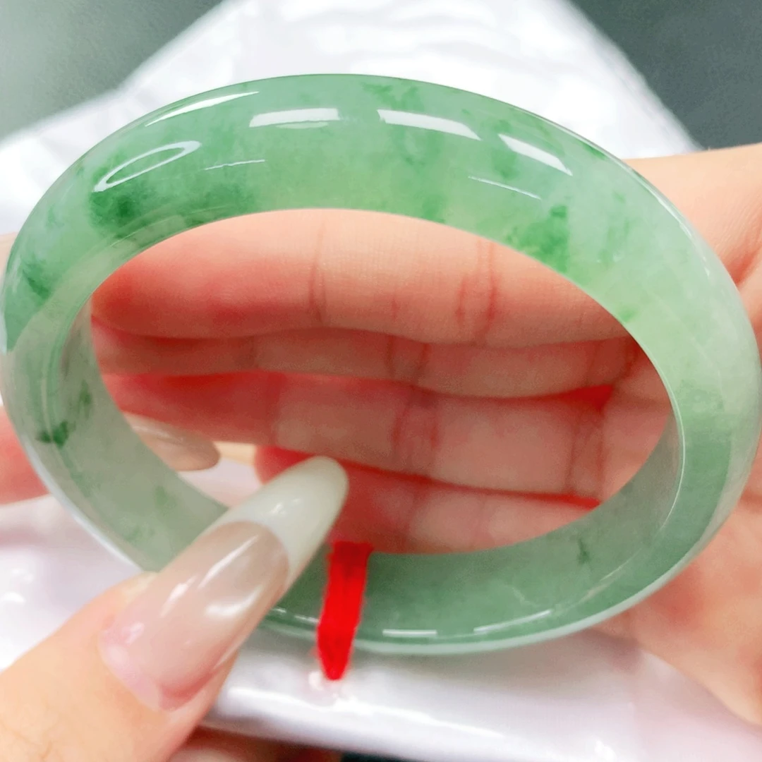 翡翠未镶嵌手镯57