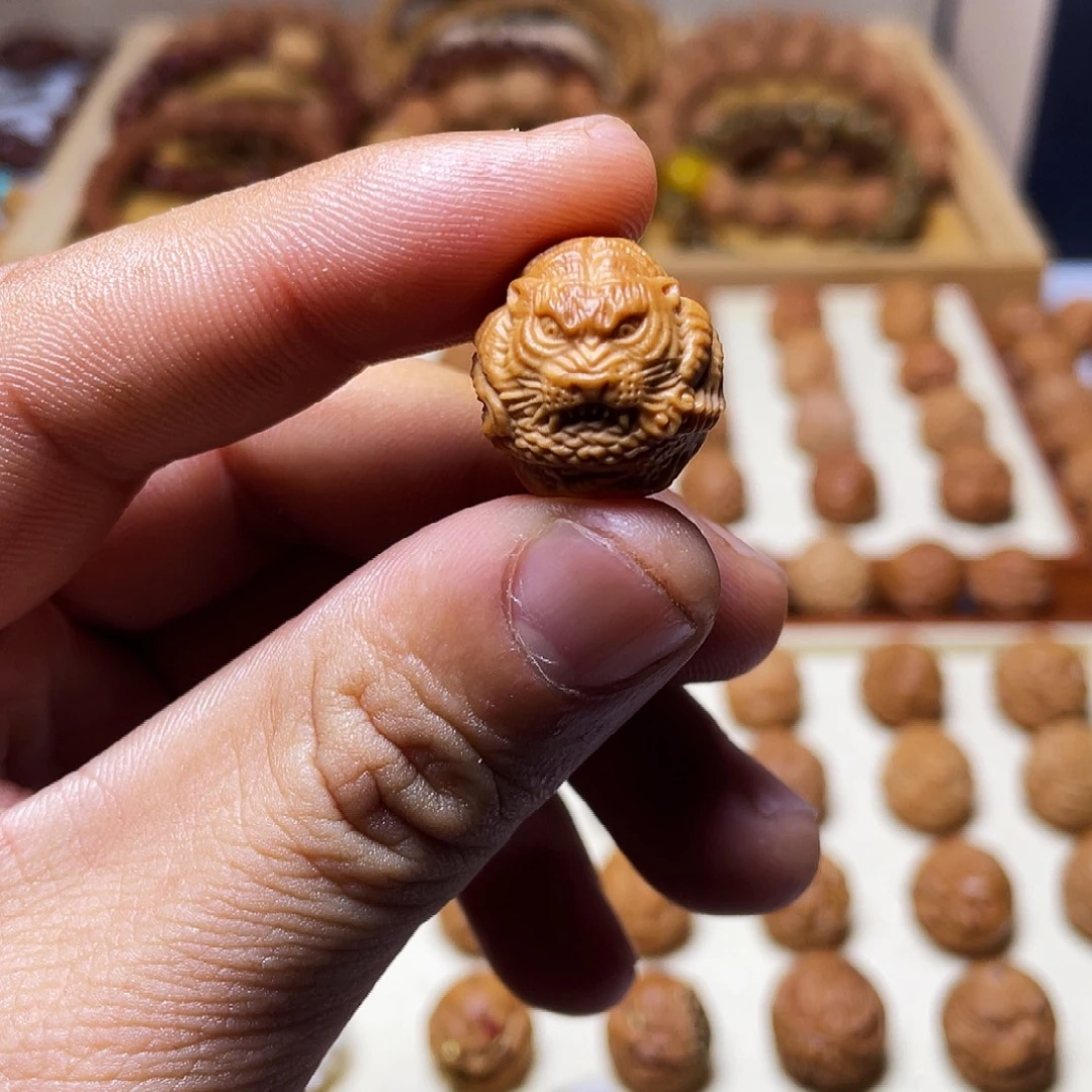 猴头核桃吊坠18左右猴头核桃老虎