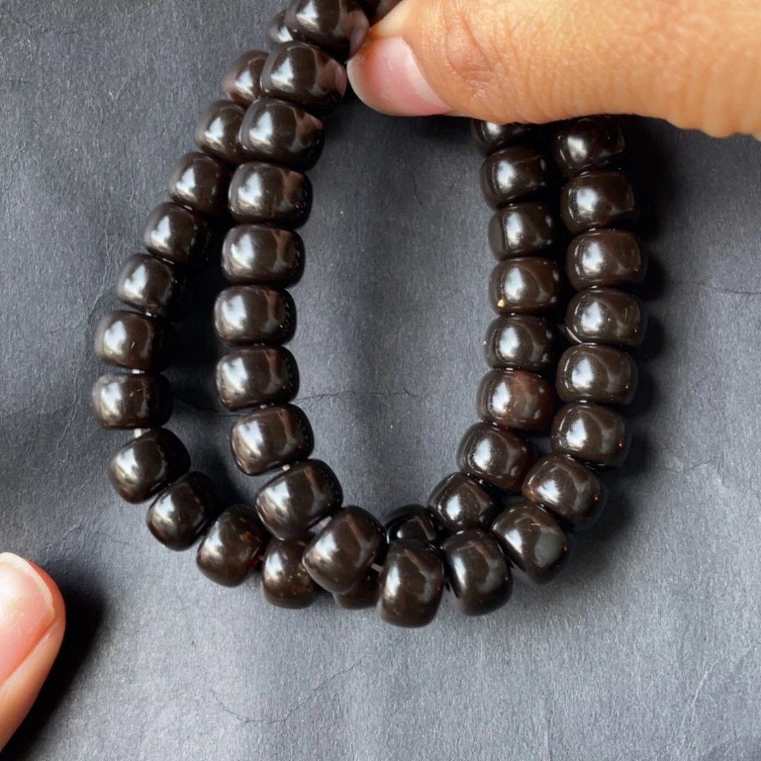 石英质玉黄蜡石树化手串未镶嵌六*