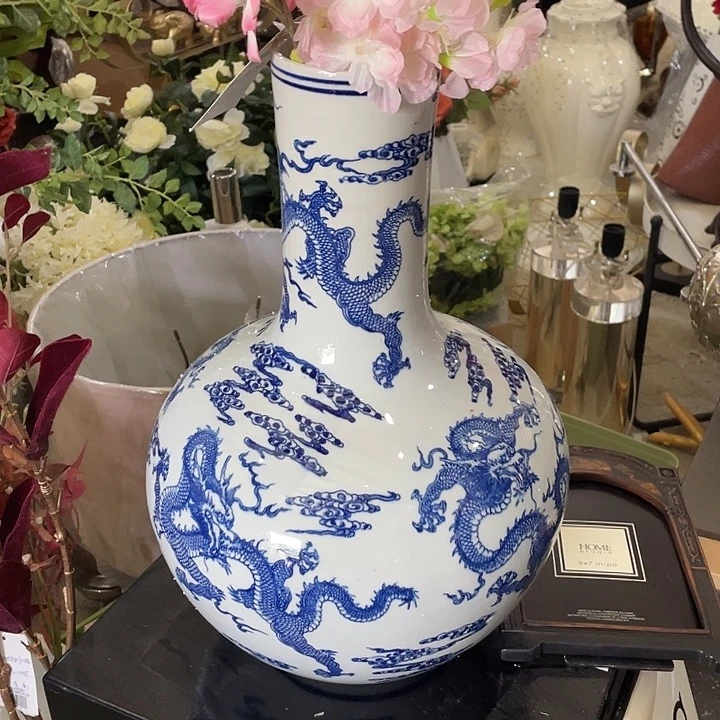 陶瓷花瓶，部分微瑕