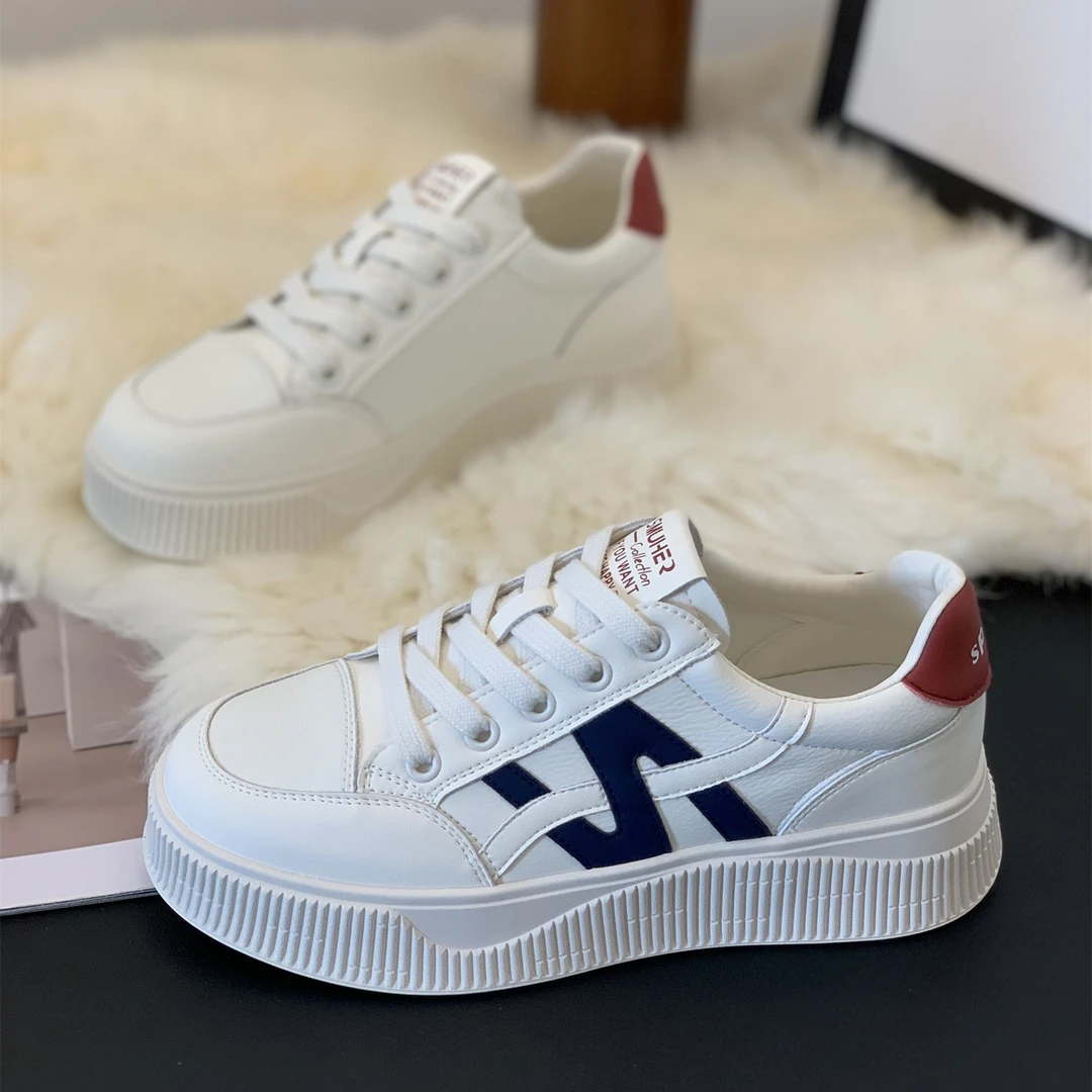 新款爆款拼色百搭休闲板鞋女2025年秋季ins潮显脚小流学生小白鞋