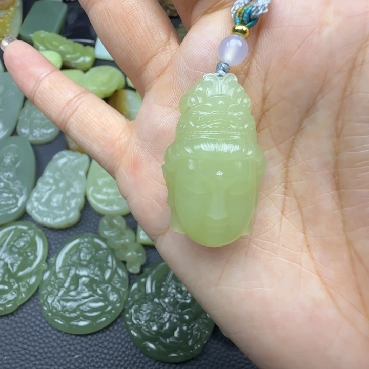 和田玉未镶嵌珠宝奇石