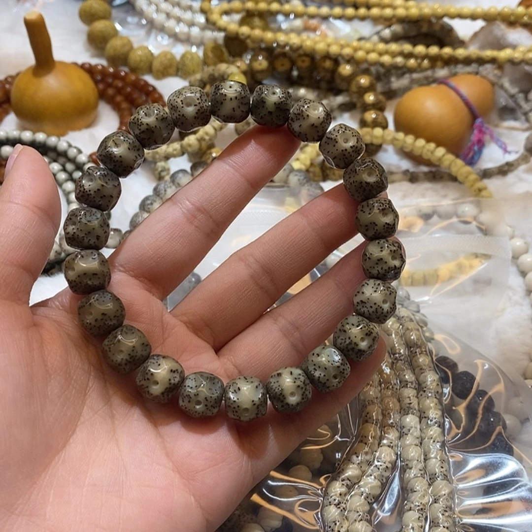 吊坠星月菩提海南