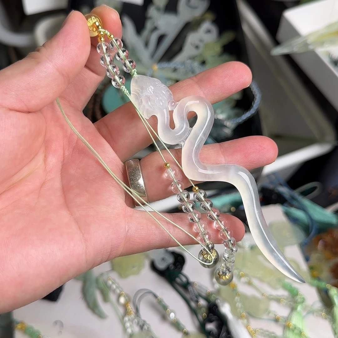 墨***翎蛇纹石玉未镶嵌腰佩