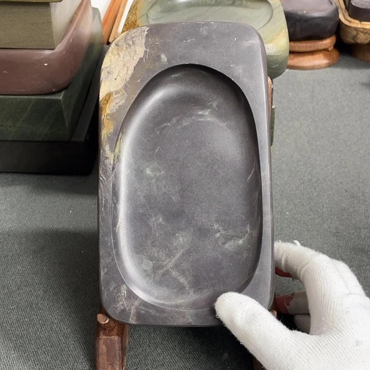 广东肇庆原石端砚