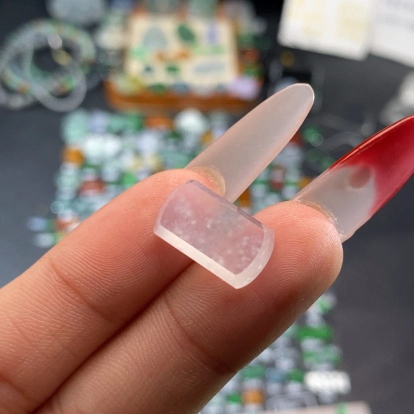 【闪购商品】翡翠挂件未镶嵌马鞍