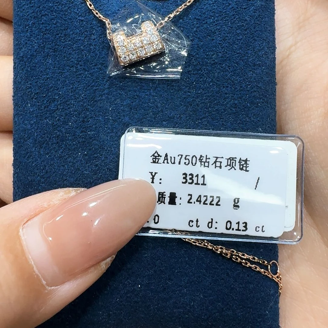 颈饰18K金镶嵌钻石