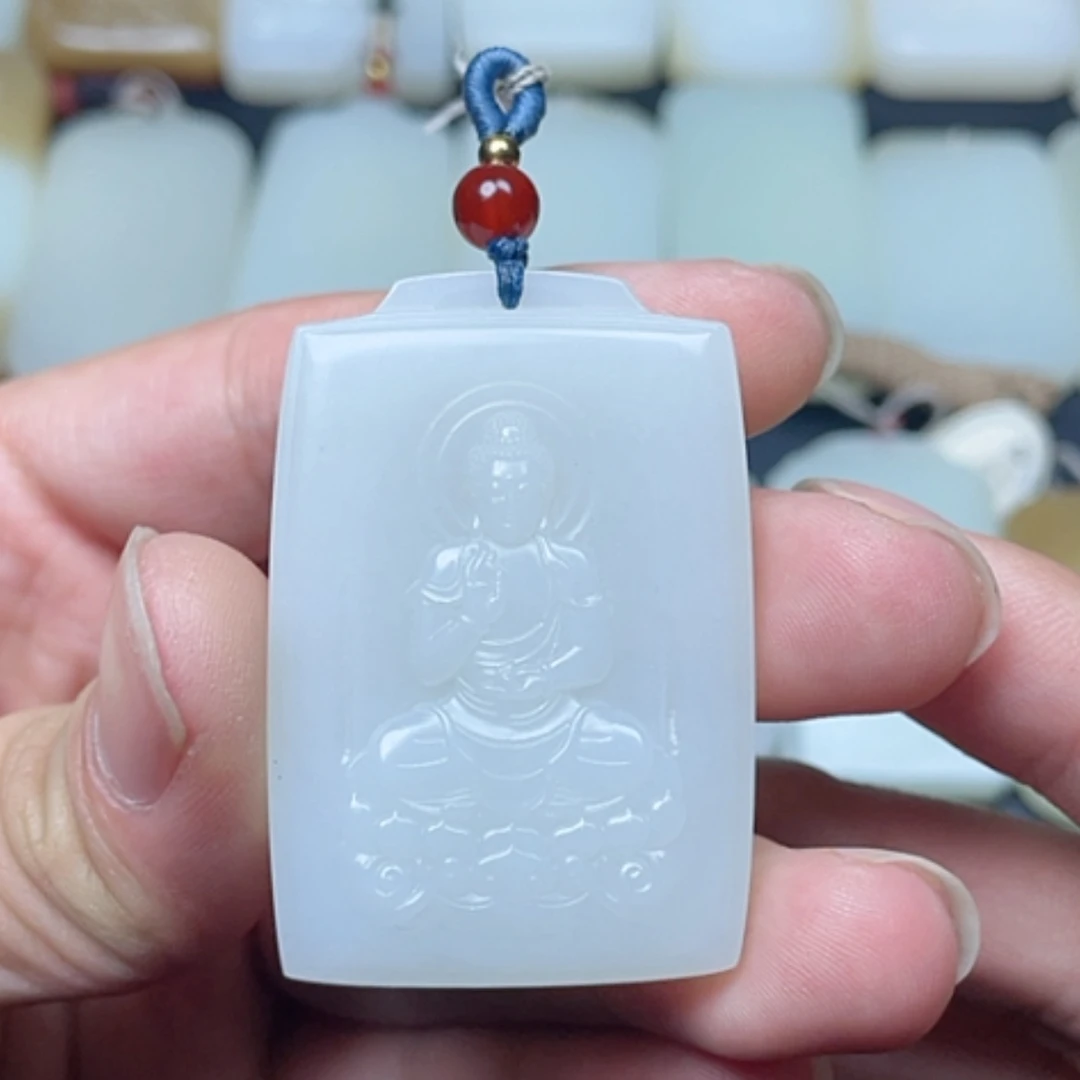【闪购商品】颈饰未镶嵌和田玉