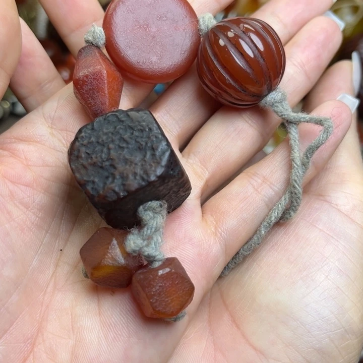 未镶嵌颈饰玛瑙/玉髓