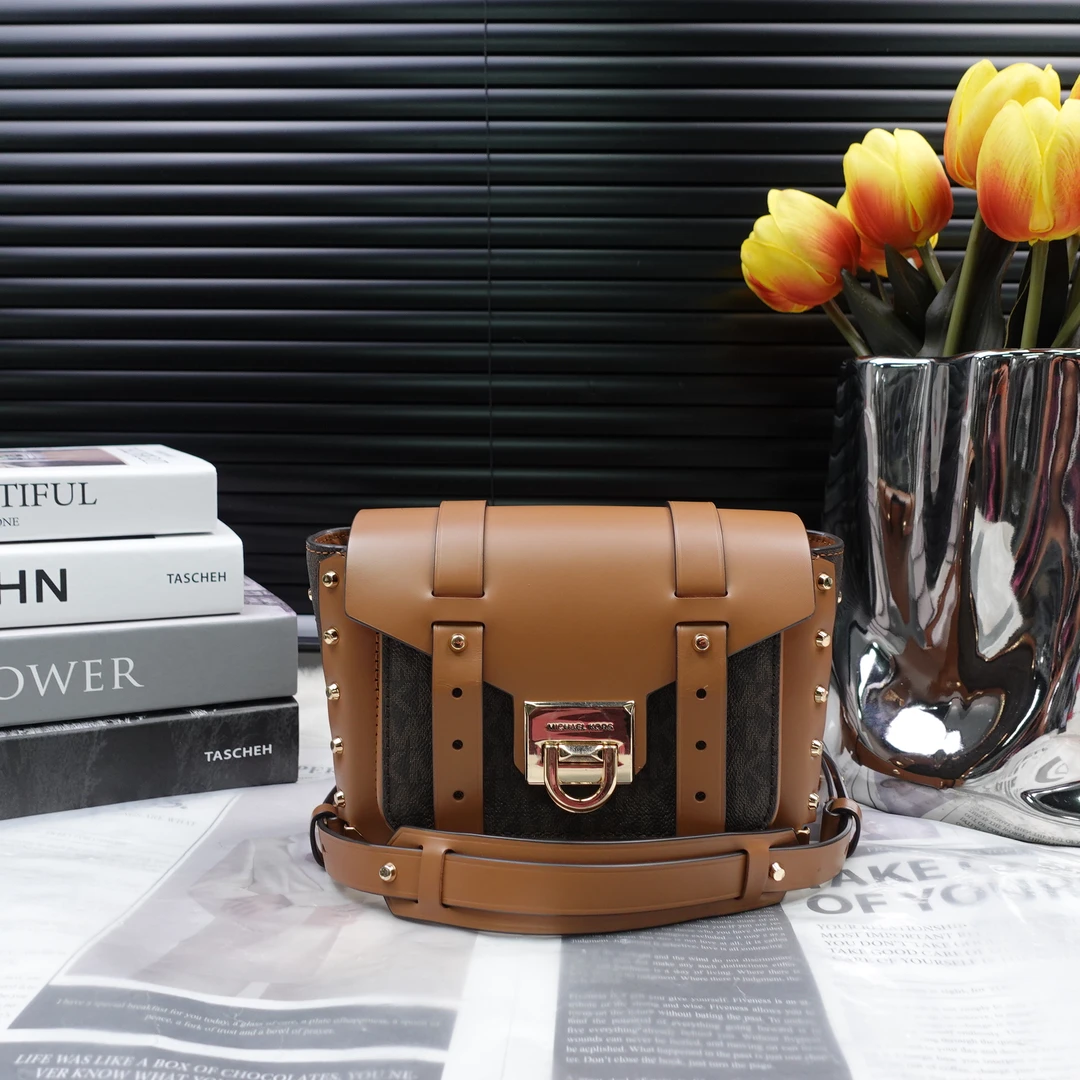 95新 MICHAEL KORS/迈克高仕 单肩包/T10279315