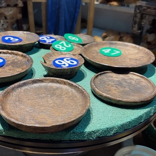 一***谁四川省成都市香术，木