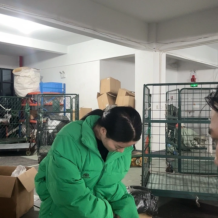 绿色无帽130斤s码gase服