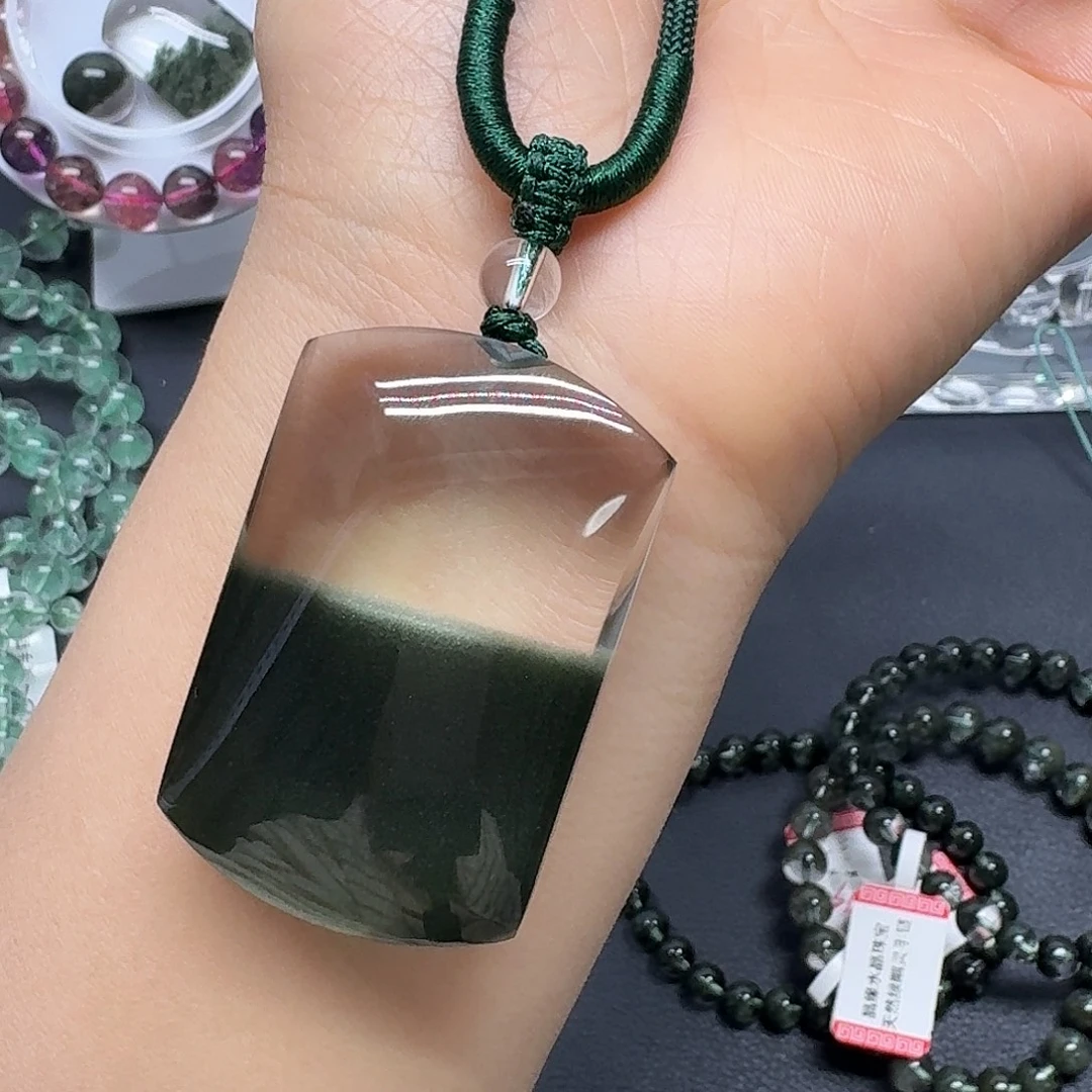 水晶未镶嵌吊坠(赠链)水晶