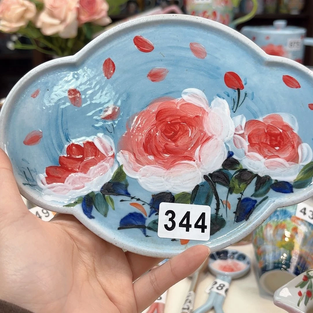 瓷片芹****兔兔好da l k l k lv tu t