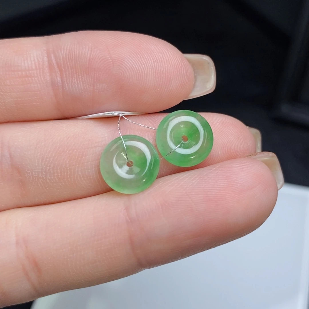翡翠未镶嵌耳饰小扣子