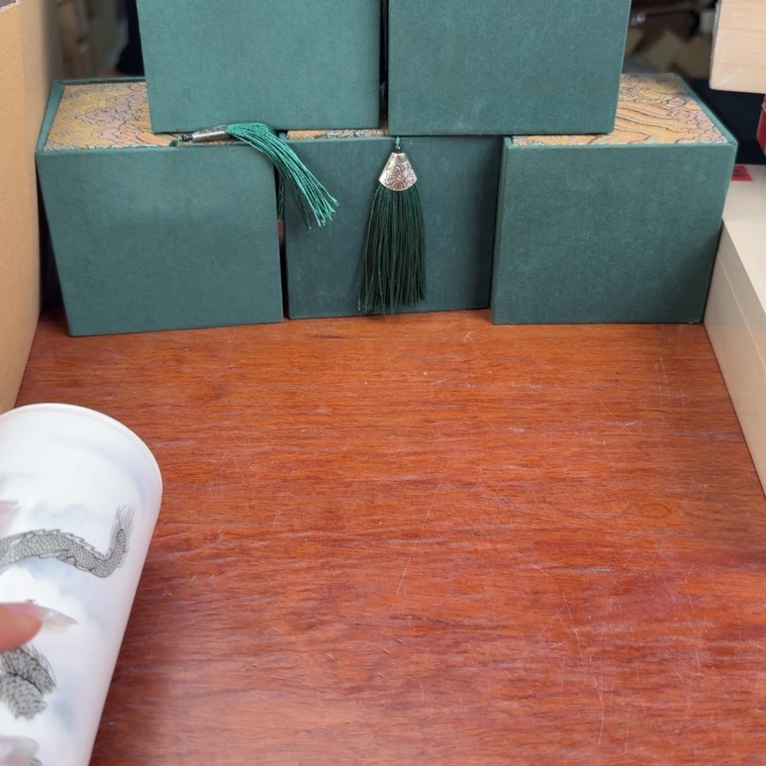 H***a线香哈哈哈哈哈哈哈哈哈哈哈