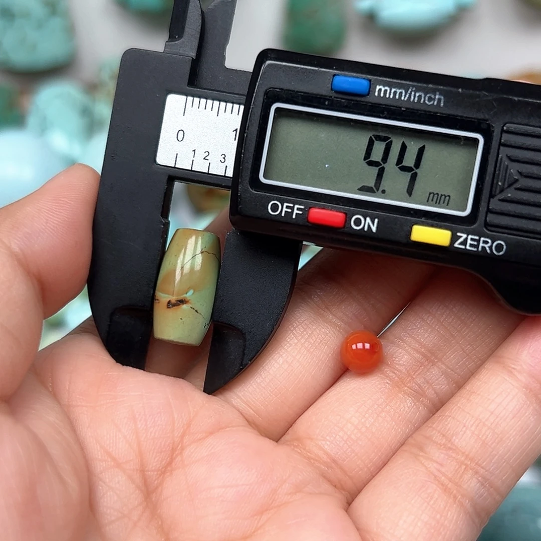 未镶嵌南红玛瑙珠宝奇石