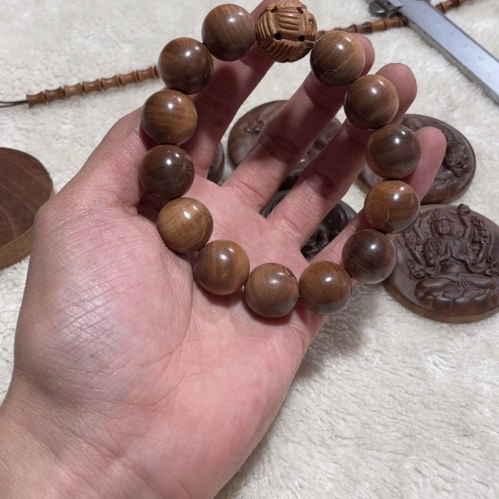 檀香木无事牌阿*.老山檀香1.6手串