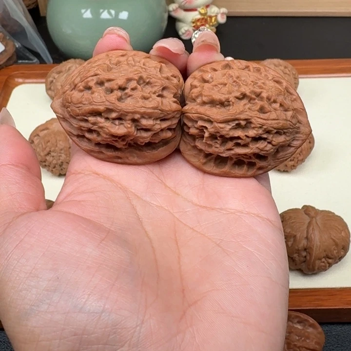 文玩核桃把件全品老款鸡心40