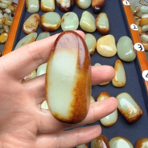 和田玉颈饰未镶嵌王