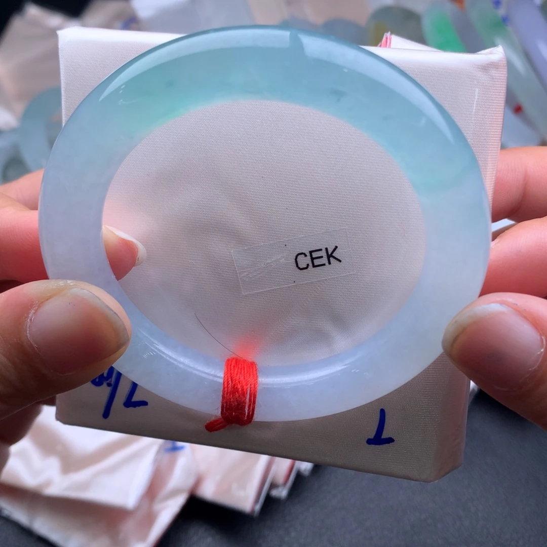 翡翠未镶嵌手镯89号