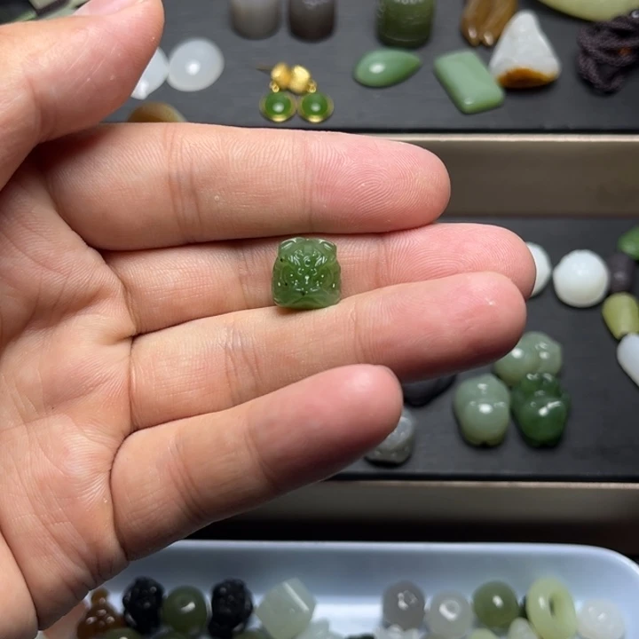 S***施手链未镶嵌和田玉