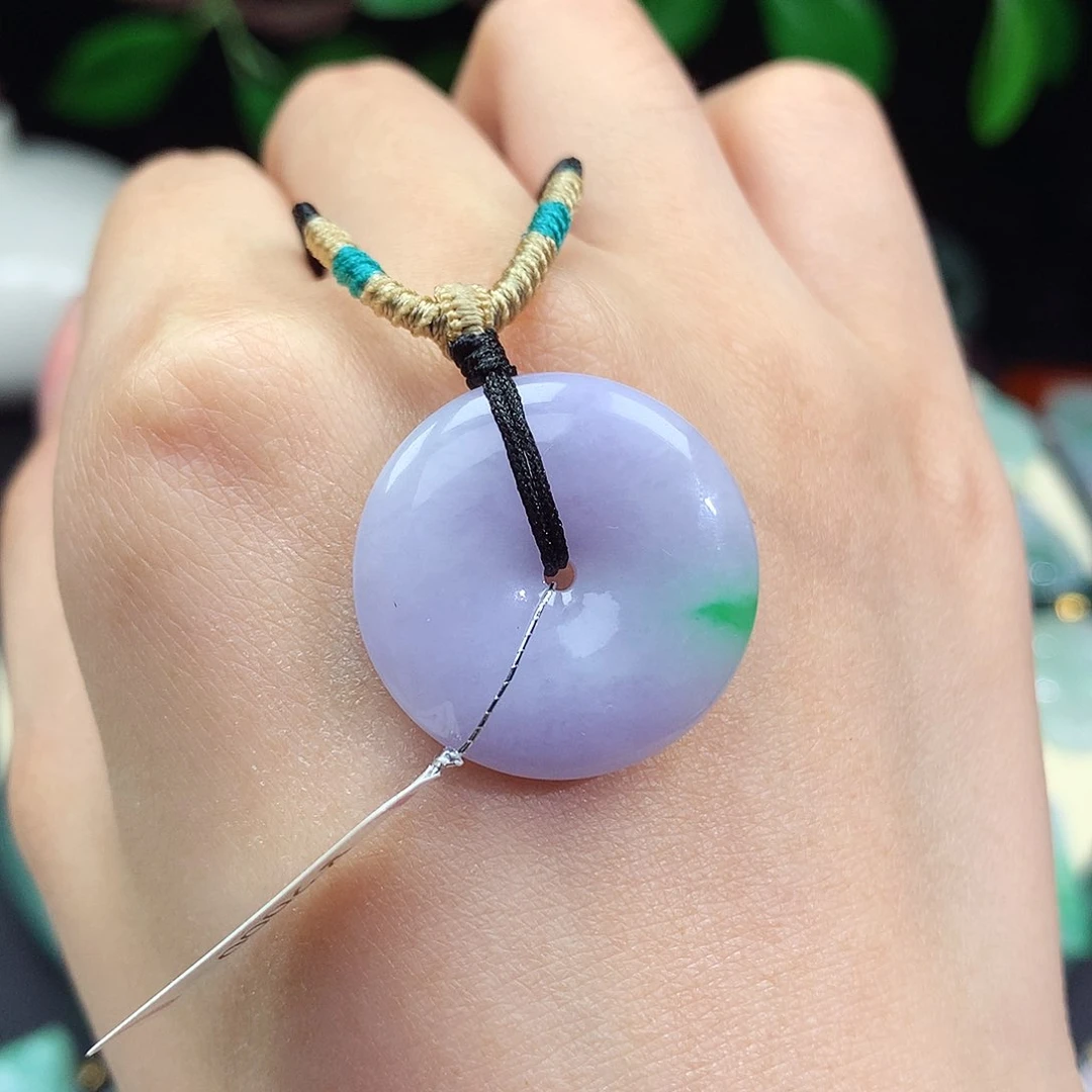 翡翠未镶嵌颈饰平安扣