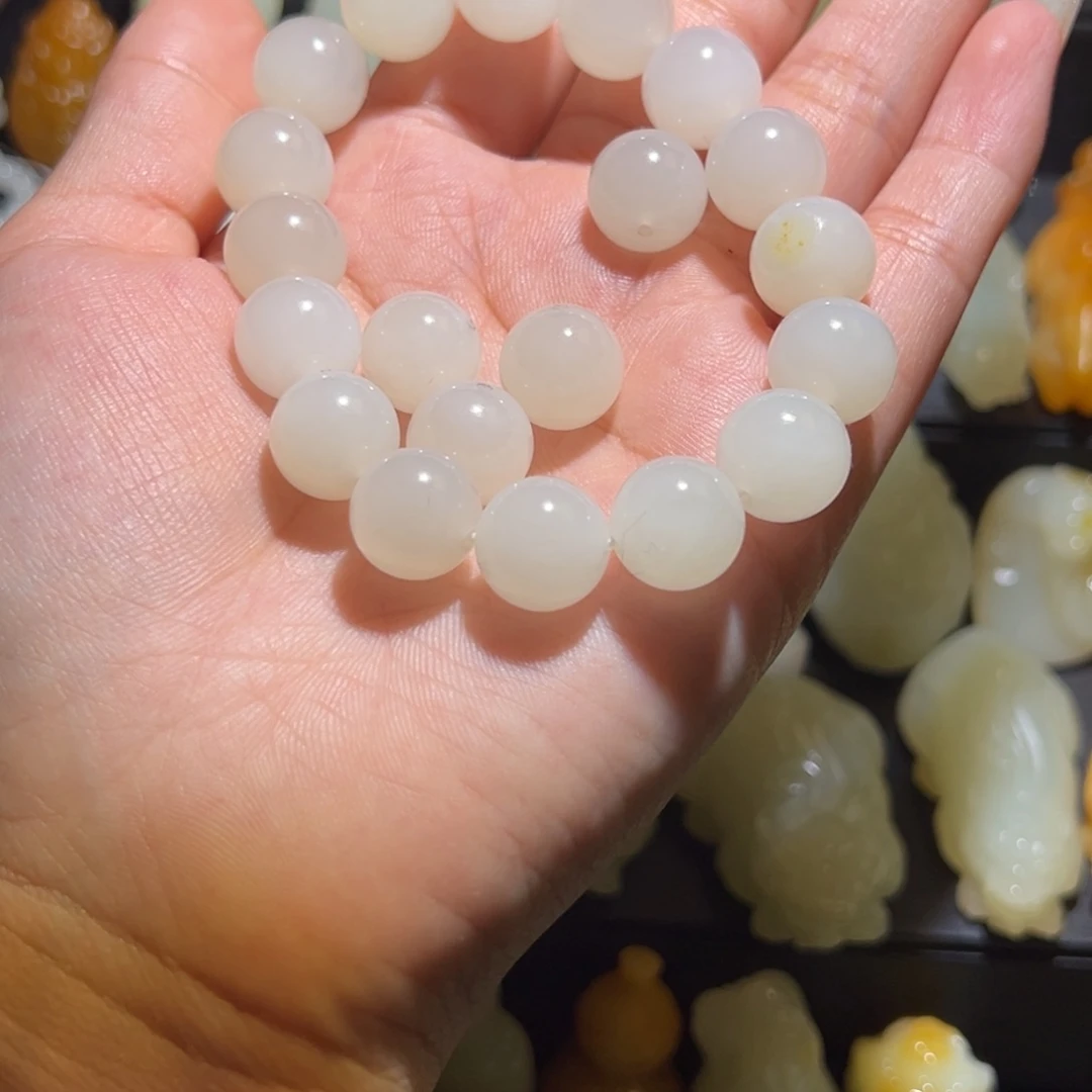 颈饰未镶嵌和田玉琳***穆