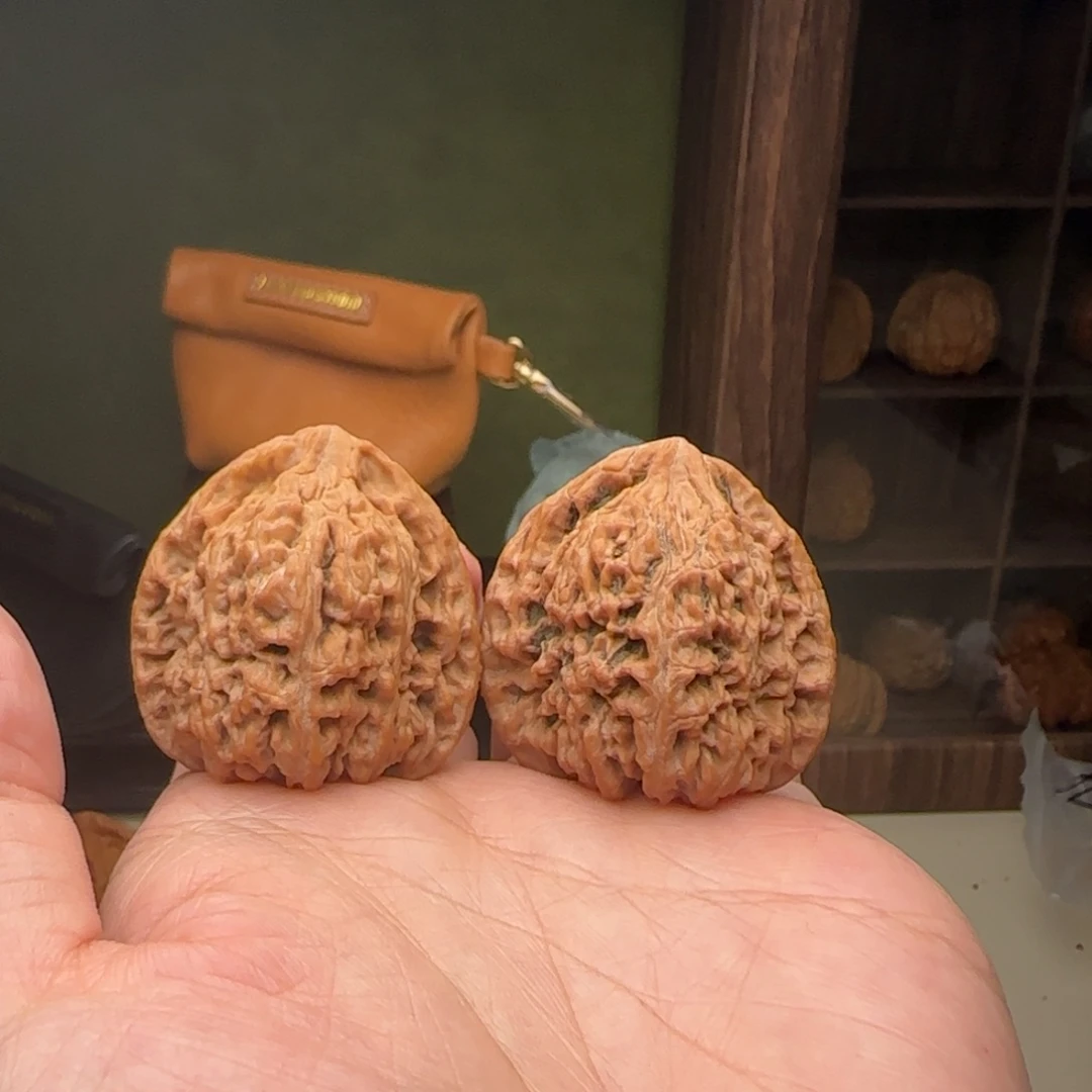 核桃把件38-37-38 南疆7