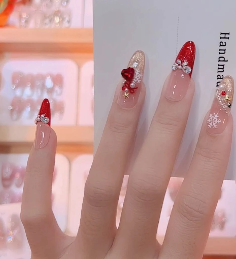 【红玲圣诞树】纯手工定制可拆卸穿戴圣诞主题丝绒显白轻奢美甲片