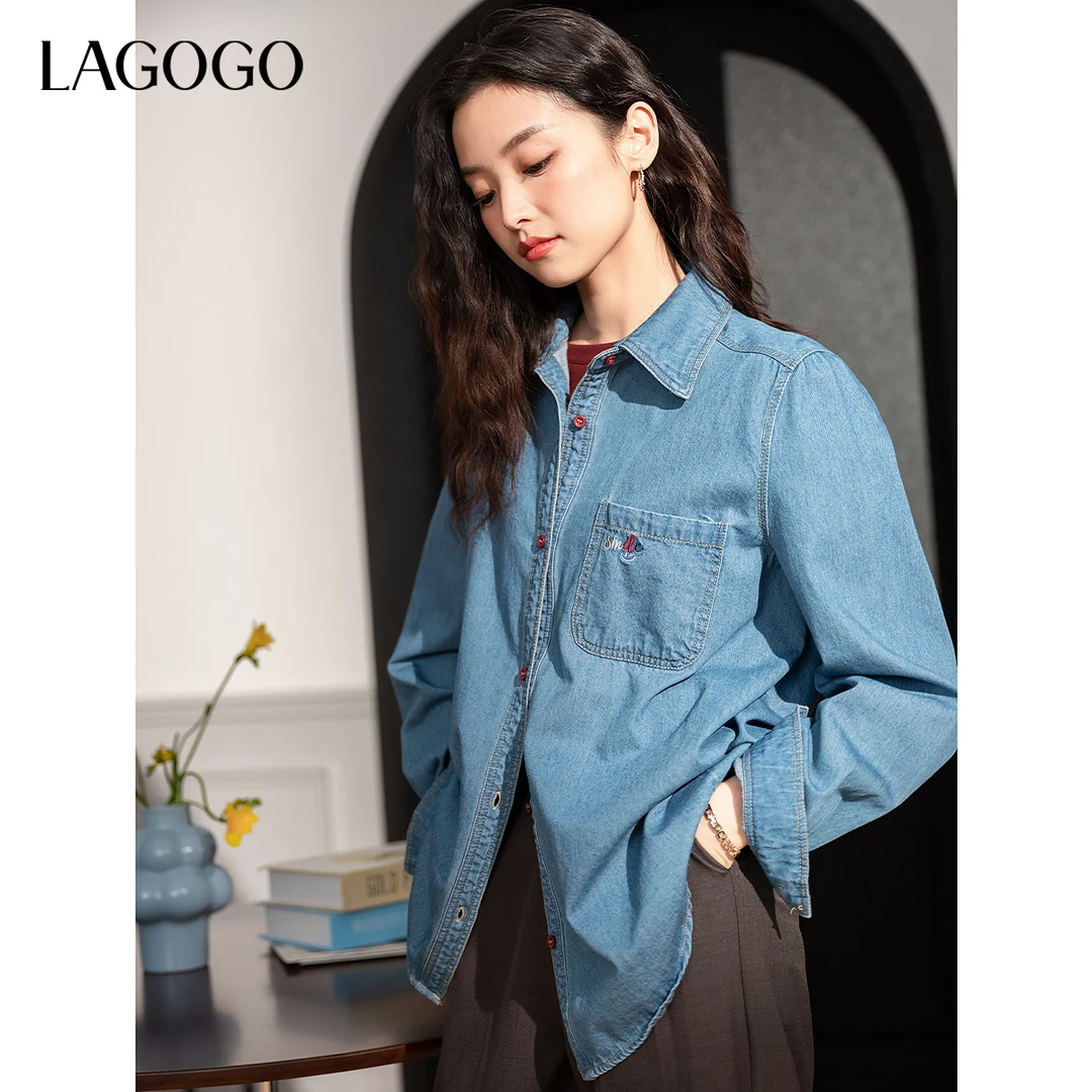 【籽言甄选】lagogo2025新款经典翻领笑脸百搭牛仔衬衫女OACC411G12