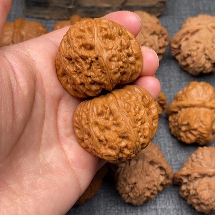 文玩核桃吊坠尺寸43元宝