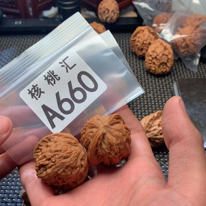 李***毅吊坠文玩核桃磨盘