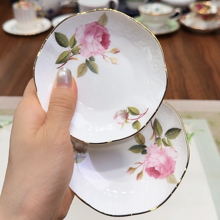 瓷片杯子杯子杯子水杯杯子水杯