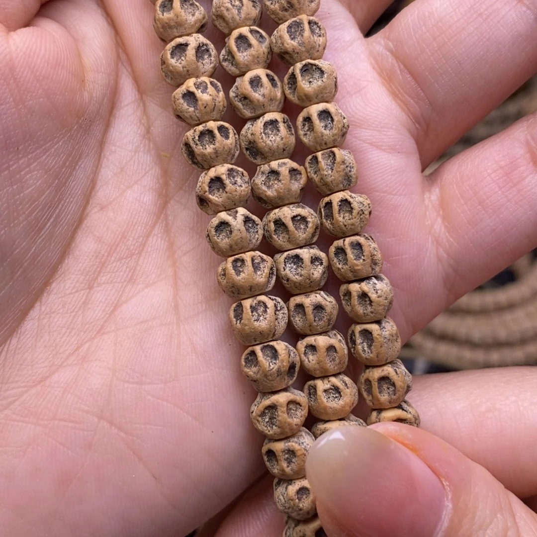 柏香籽/百香籽吊坠夏****呀