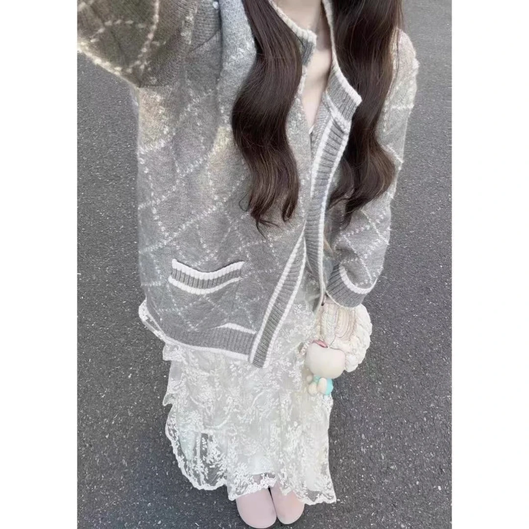 针织开衫外套女2025网红爆款初高中学生大童慵懒风高级感外搭毛衣