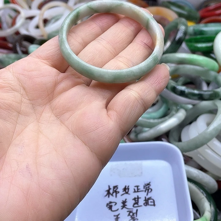 翡翠未镶嵌手镯手镯