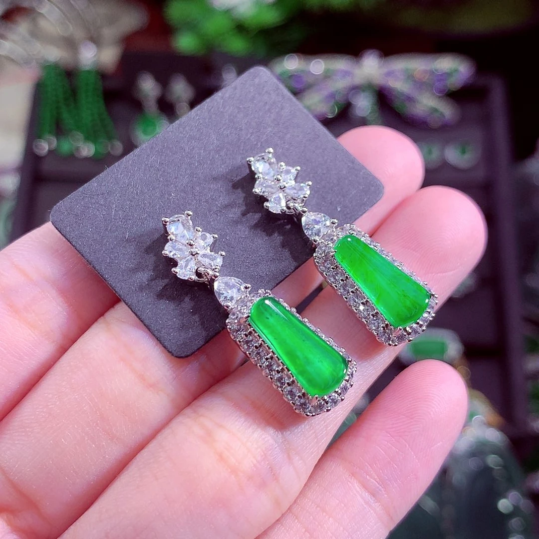 颈饰未镶嵌翡翠天然