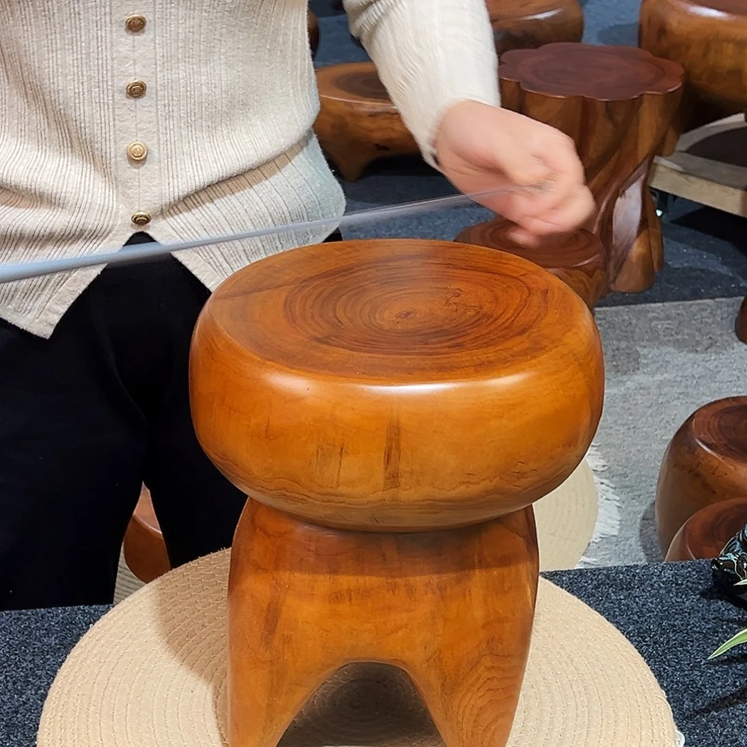 14 号香樟木尺寸：25-23-30cm