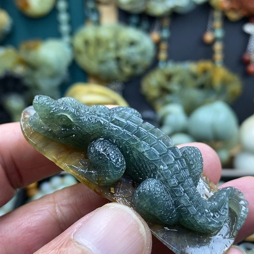 【闪购商品】未镶嵌岫玉吊坠