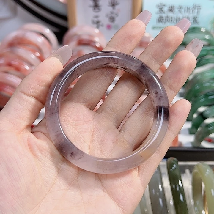 石英质玉手镯未镶嵌?*丁