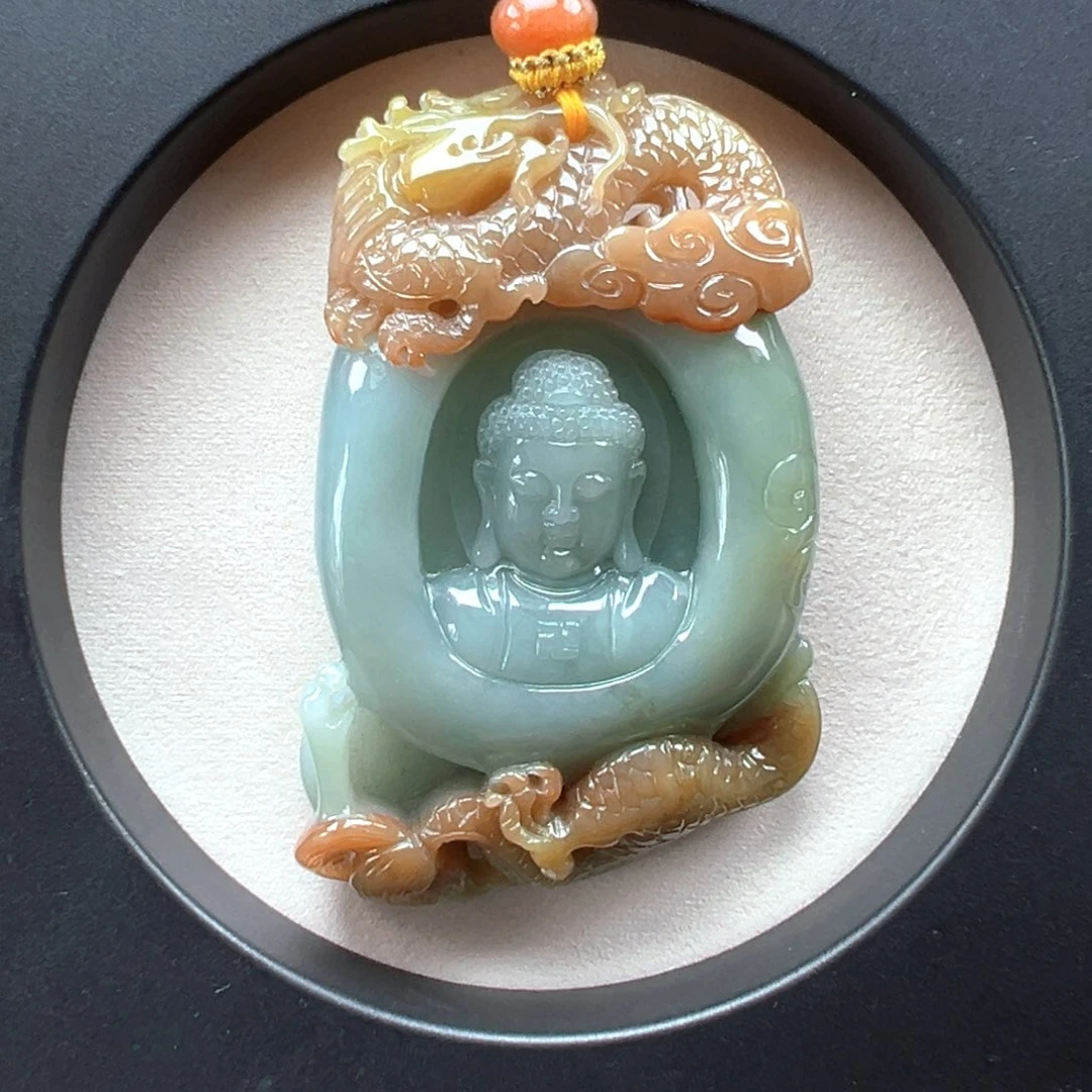 翡翠未镶嵌颈饰佛