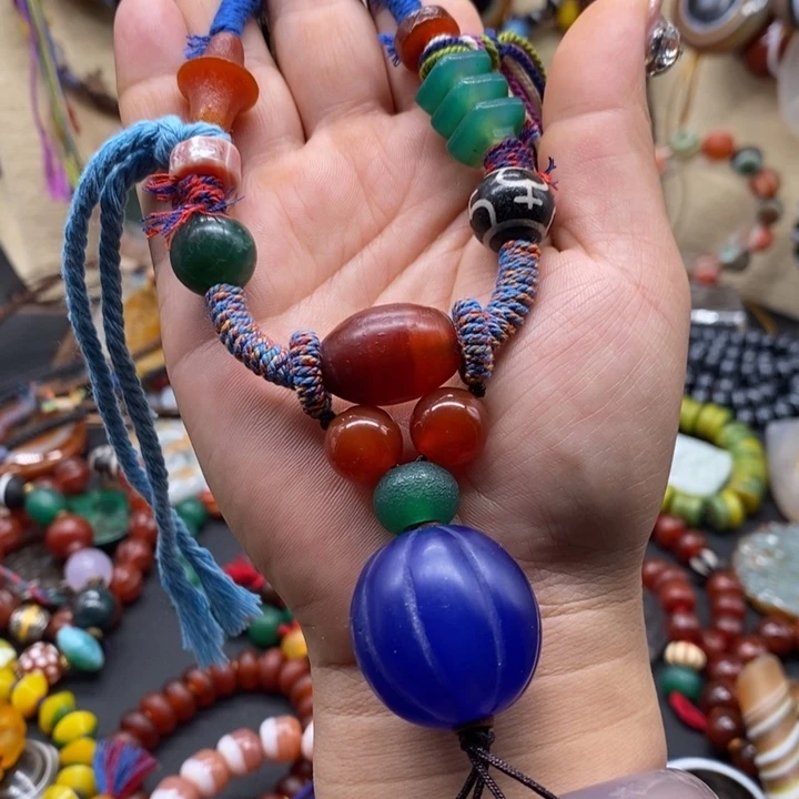 玛瑙/玉髓颈饰未镶嵌