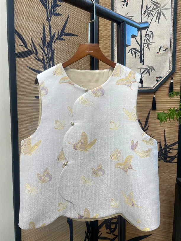 正品上久楷带钢印晴春蝶戏马甲