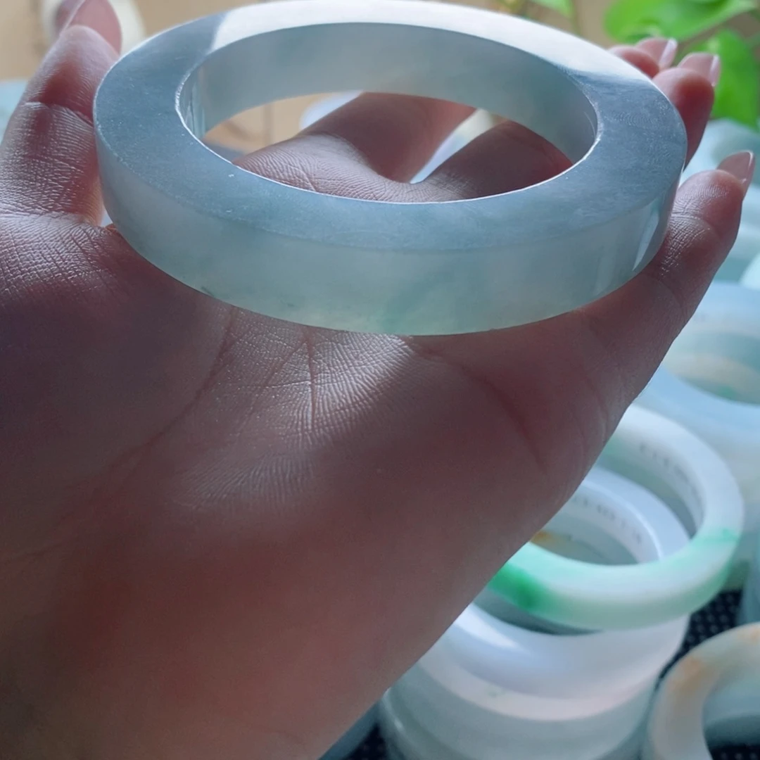 阿***贤定制翡翠未镶嵌AA